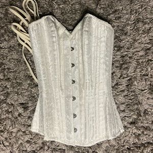 Corset Story